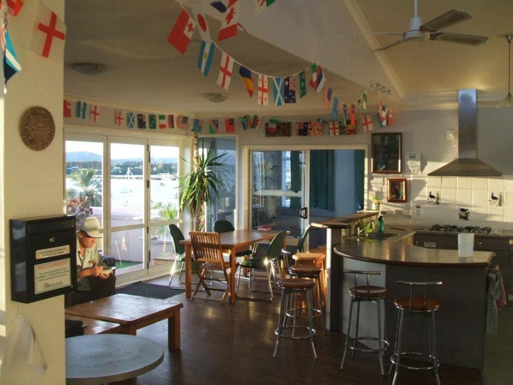 Harbourside City Backpackers Tauranga Exterior photo