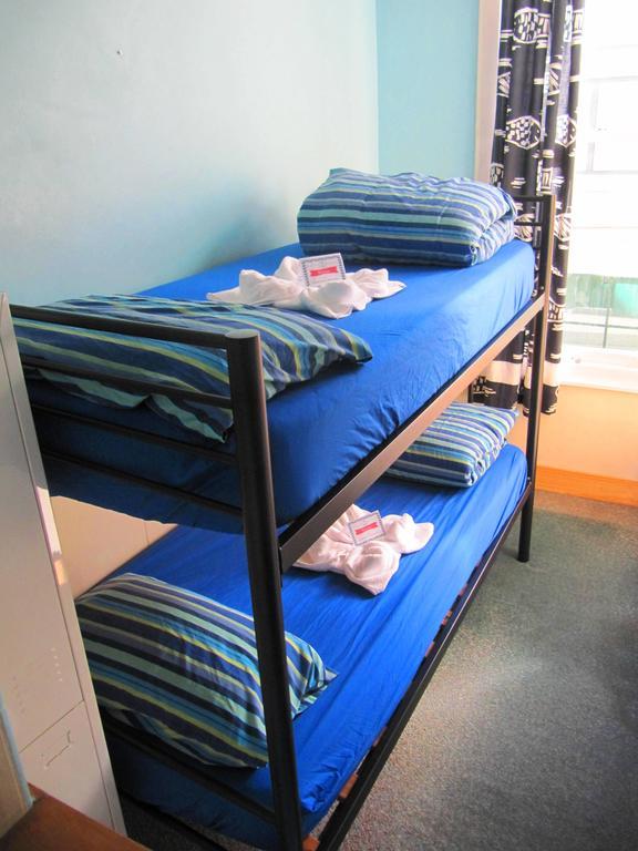 Harbourside City Backpackers Tauranga Exterior photo
