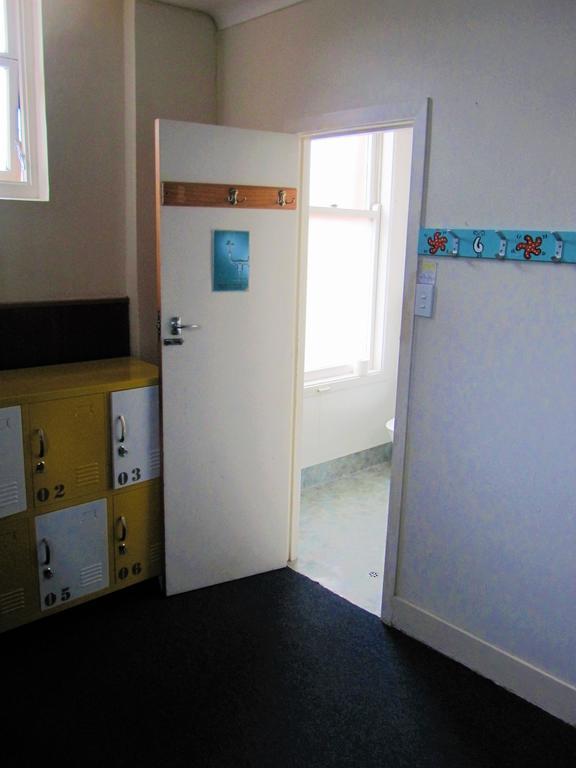 Harbourside City Backpackers Tauranga Exterior photo