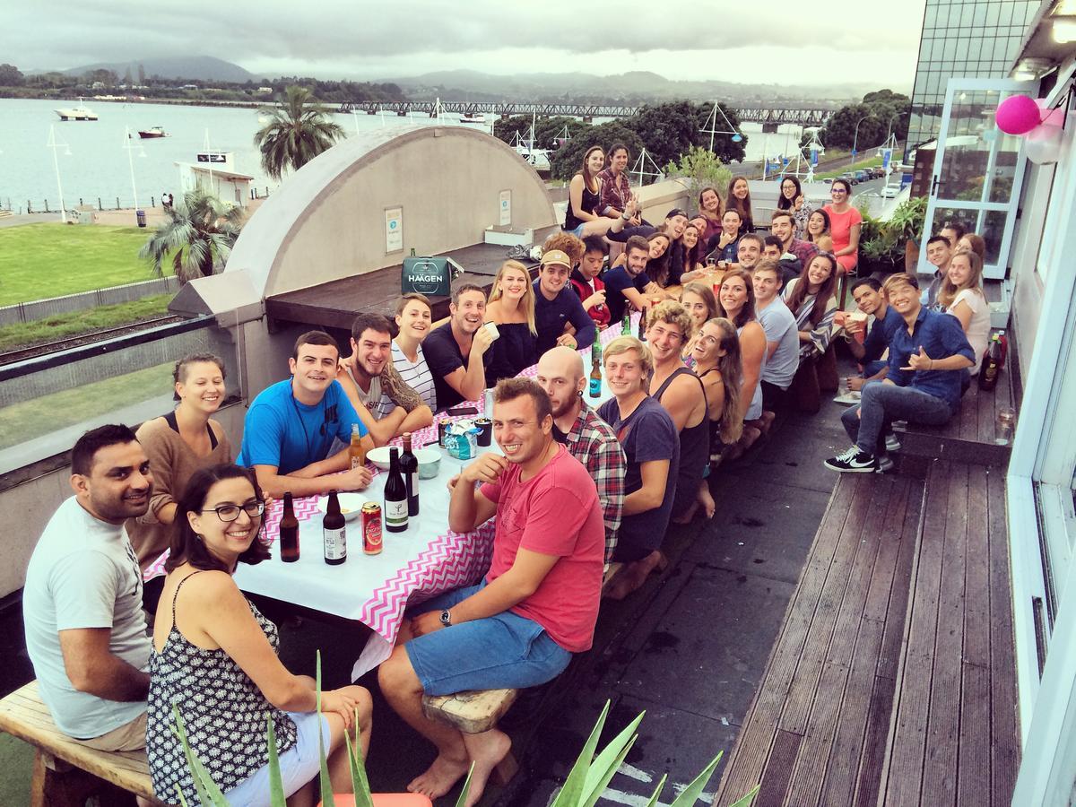 Harbourside City Backpackers Tauranga Exterior photo
