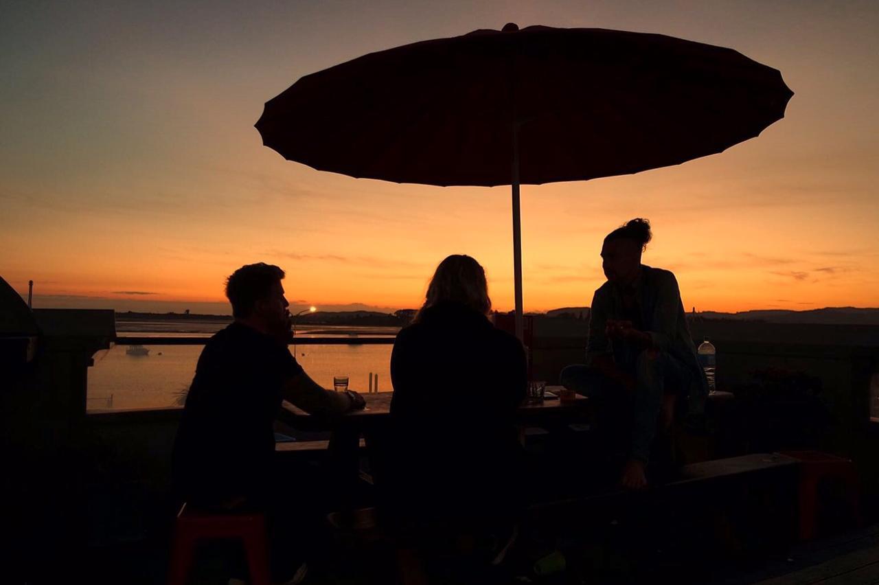 Harbourside City Backpackers Tauranga Exterior photo